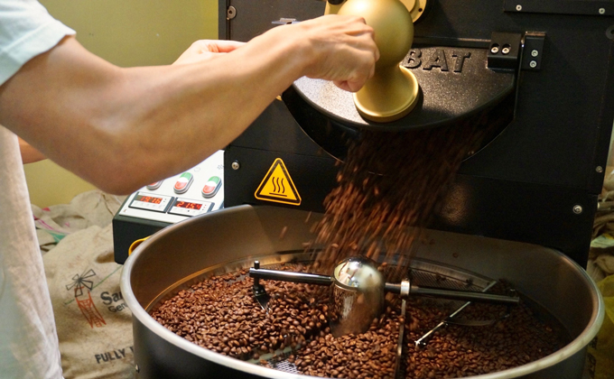 自家焙煎スペシャルティコーヒー ＜豆＞自由に選べる100g×3種（計300g） シングルオリジンセット ふるさと納税 飲料 コーヒー F4F-1173