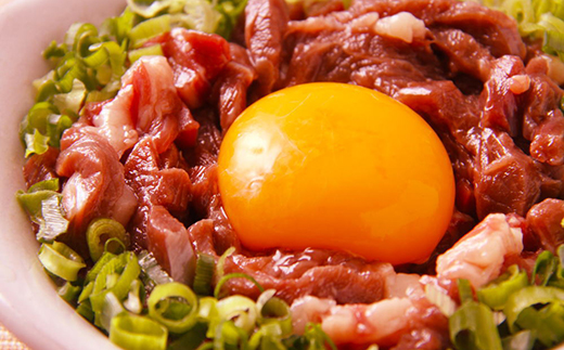釧路産馬肉ブロック（バラ肉）300g ふるさと納税 肉 F4F-0801