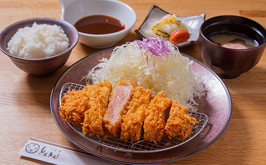 放牧豚使用のとんかつ店 こな雪とんとん お食事券 ふるさとパレット 東急グループのふるさと納税