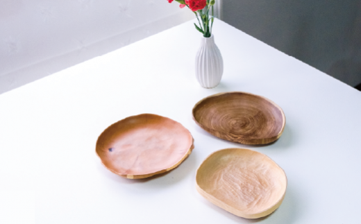 木芸作家たまさんが造る 木のお皿 食器 皿 工芸品 ホタテの形 木のお皿 手作り オホーツク 北海道 湧別町