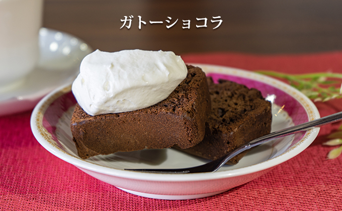 ◆パーラーふくだ◆4種計6食 大人気！手作り洋食「焼きチーズカレー2食、ミートドリア2食、伊達産鶏の照り焼きチキンドリア1食、エビピラフ1食＋ガトーショコラ」≪冷凍≫