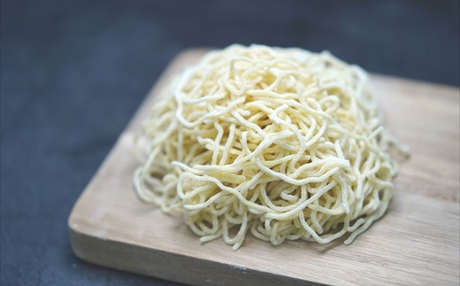 細ちぢれ麺 18食分 330g×6袋（スープなし） | 北海道産 小麦100％ 使用 釧路で人気 釧路ラーメン細麺らーめんは これだぁ〜 森谷食品 年内配送 年内発送 北海道 釧路町 釧路超 特産品