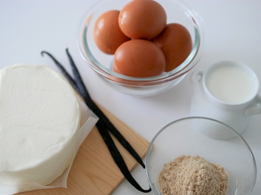 北海道産チーズの贅沢チーズケーキ / パティスリー ラ グラース / スイーツ ケーキ