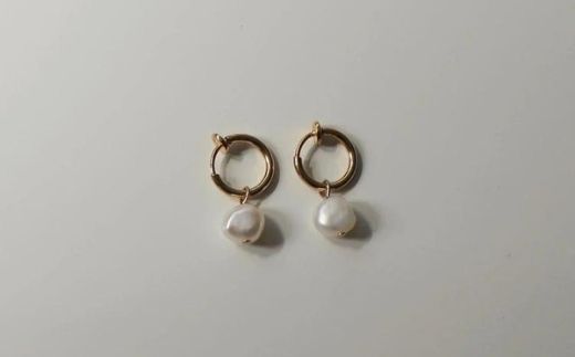 [Cherieオリジナルイヤリング]pearl hoop earring