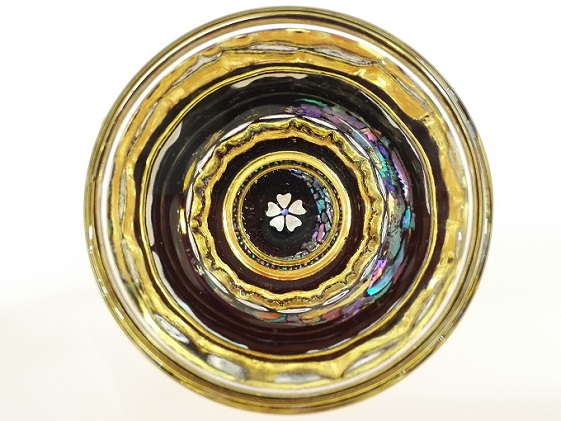白桜が浮き立つ本漆・螺鈿グラス（44ml） 大正２年創業・老舗仏壇店の 