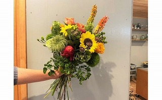 【12ヶ月定期便】生花の花束を毎月お届け H143-005