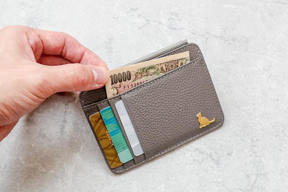 ミニ財布　コンパクト財布　小さい財布　薄い財布　薄型財布　本革　猫　ねこ　軽い　レザー