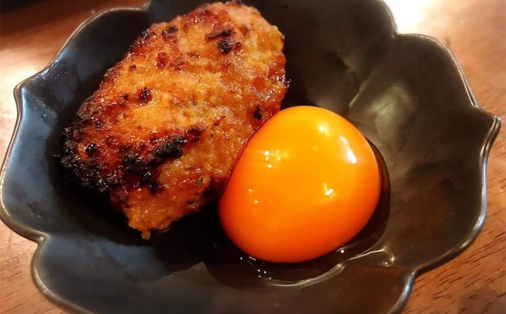 【6か月定期便】日本三大地鶏！！ 「純系　名古屋コーチンの卵」（30個） 本当に美味しい食べ物は調味料の味に負けません！