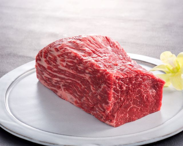 1326  松阪牛ローストビーフ用ブロック肉　約400g