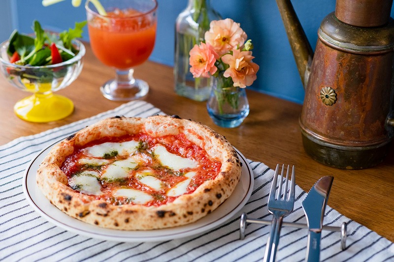神戸の小さなピザ屋「ピザ アキラッチ の本格手作りピザ＆ラザニア」セット！