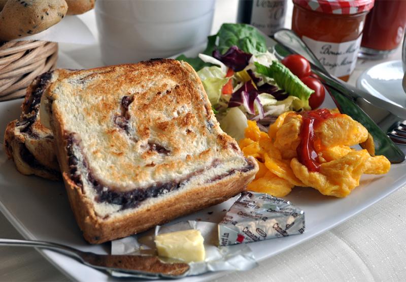 【トミーズ】あん食・あんバター食・抹茶あん食セット（1.5斤＋500ｇ＋500ｇ）