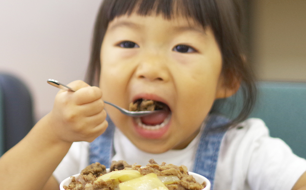 淡路牛 赤身切り落し 1kg（250g×4パック）　　[切り落とし 赤身 切落し 切り落し きりおとし 国産 牛肉 切り落とし 赤身肉 切り落とし]