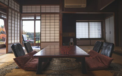 Z6116_創業86年 昭和初期の料理旅館 ペア 宿泊券 1泊2食付き 「伊勢海老 と 地魚のプラン」 2名様