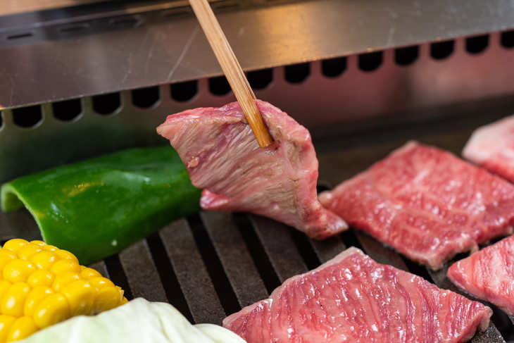 高級和牛「熊野牛」特選ロース焼肉用 800g〈4等級以上〉｜牛肉 ビーフ