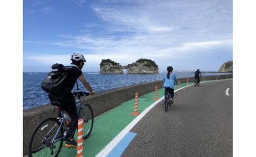 南紀熊野ジオパークガイドと巡る!白浜周遊サイクリング(Eバイク利用)