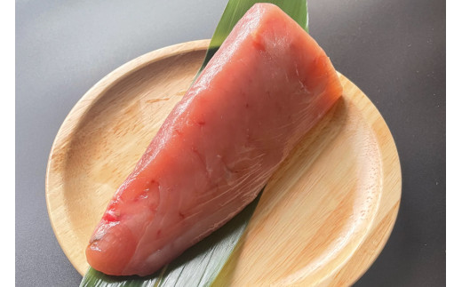 すさみ町の熟成マグロと干物のセット（まぐろ200g～300g×1本 、干物×6枚【あじ開き×3 、さんまみりん干し×3 】）/ まぐろ 鮪 アジ鯵 サンマ 秋刀魚 詰め合わせ