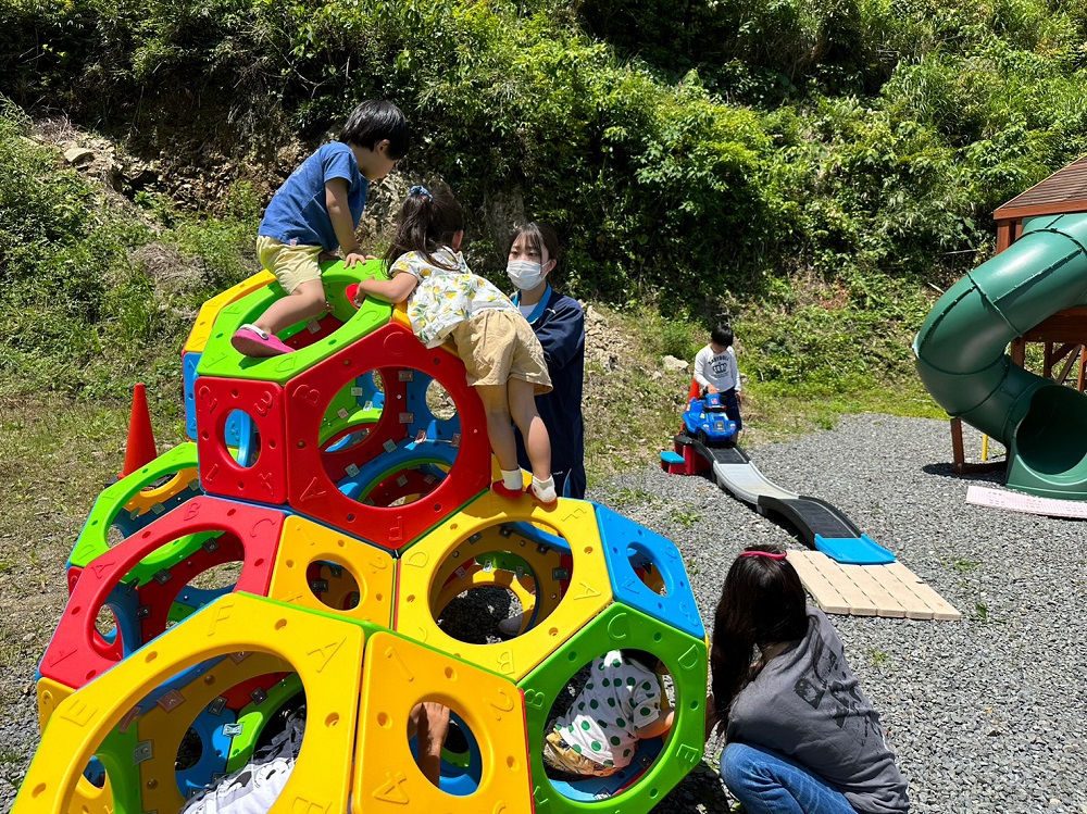 【思いやり型返礼品（協賛型）】子ども食堂虹の花を応援！（返礼品なし）15,000円分 こども 支援 SDGs フードパントリー 地域活動 子どもの居場所づくり 子育て支援【R00705】