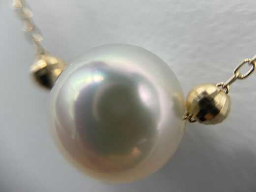 あこや本真珠(バロック真珠）8ミリ珠＆ミラーボールの「スルーペンダント」(ゴールド)パール ネックレス ジュエリー ケース付 6月誕生石 宝石【R00709】
