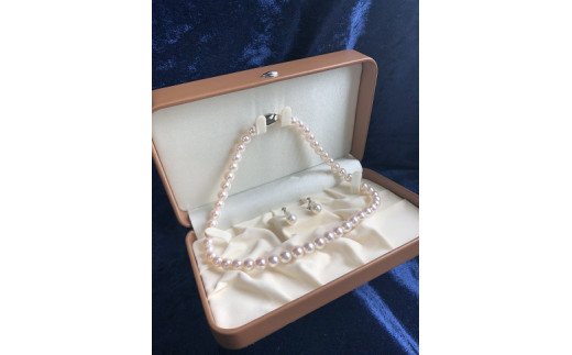 あこや本真珠のネックレス＆イヤリングセット（8mm珠・ホワイトピンクカラー・保管ケース付）パール ネックレス ジュエリー 冠婚葬祭 入学式 6月誕生石 宝石【R00756】