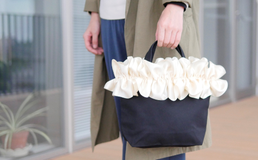 【ハンドメイド作家作品】fluffy bag ( アイボリー )& ヘアゴム 1個 セット《築上町》【＊serendipity＊】 [ABAS010] 20000円 2万円 20000円 2万円