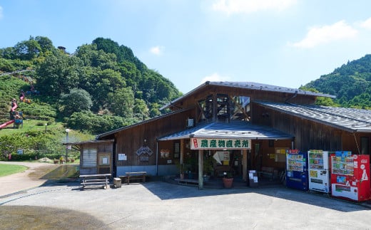 脊振ジビエ 大容量 鍋物・カレー用イノシシ肉 約1kg 【脊振 ジビエ イノシシ肉 鍋 カレー】(H044124)