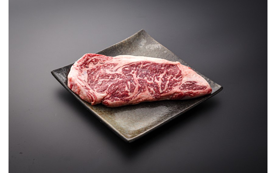 南小国産 阿蘇高原牛 サーロインステーキ 約1.2kg 贅沢 牛 牛肉 国産牛 サーロイン ステーキ ステーキ肉 焼肉 200g 6枚 小分け 熊本県産 国産 贈答用 ギフト 熊本 阿蘇 南小国町 送料無料