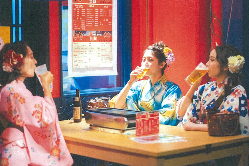 【Oguri Kimono Salon】琉球紅型浴衣を着て名店焼肉ホルモン赤白で飲み放題体験プラン（泡盛含む90分）