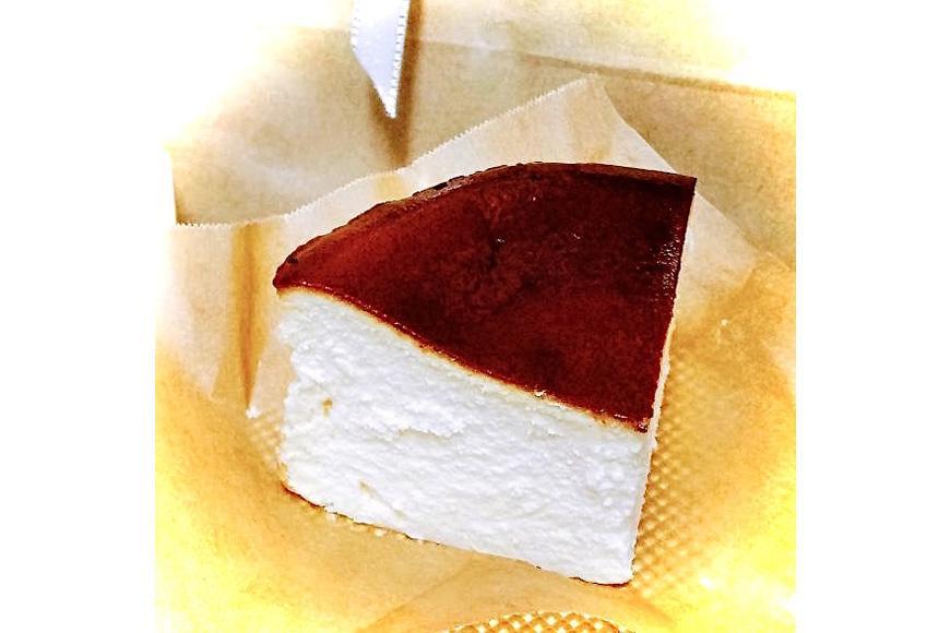【定期便 全3回】おとうふバスクチーズケーキ